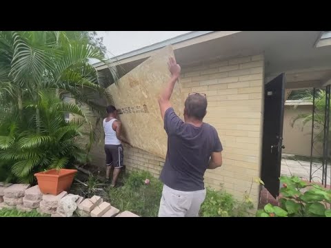 Hoosiers in central Florida make preparations for Hurricane Milton